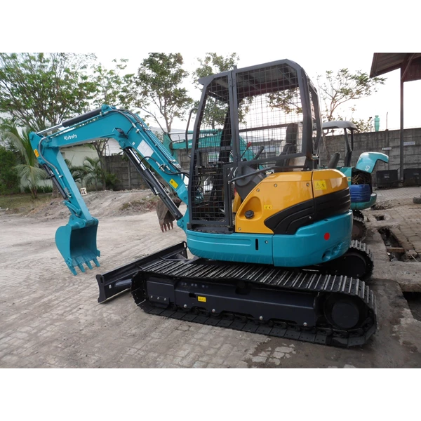 FOR RENTAL - SEWA : Excavators PC50 Kubota
