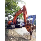 Excavators Hitachi EX100 with Breaker 10 tons RENTAL 4